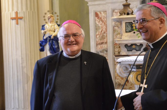 Insieme  Nella Chiesa c'è posto per tutti. Intervista con Mons